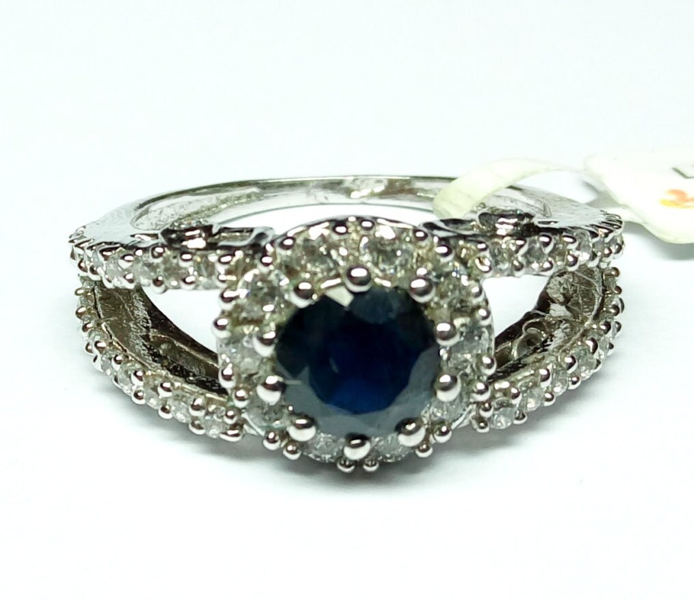 Handgemachter 925Er Silber-Ring Mit Blauem Saphir & Cz, Grösse 8 von Ainigems