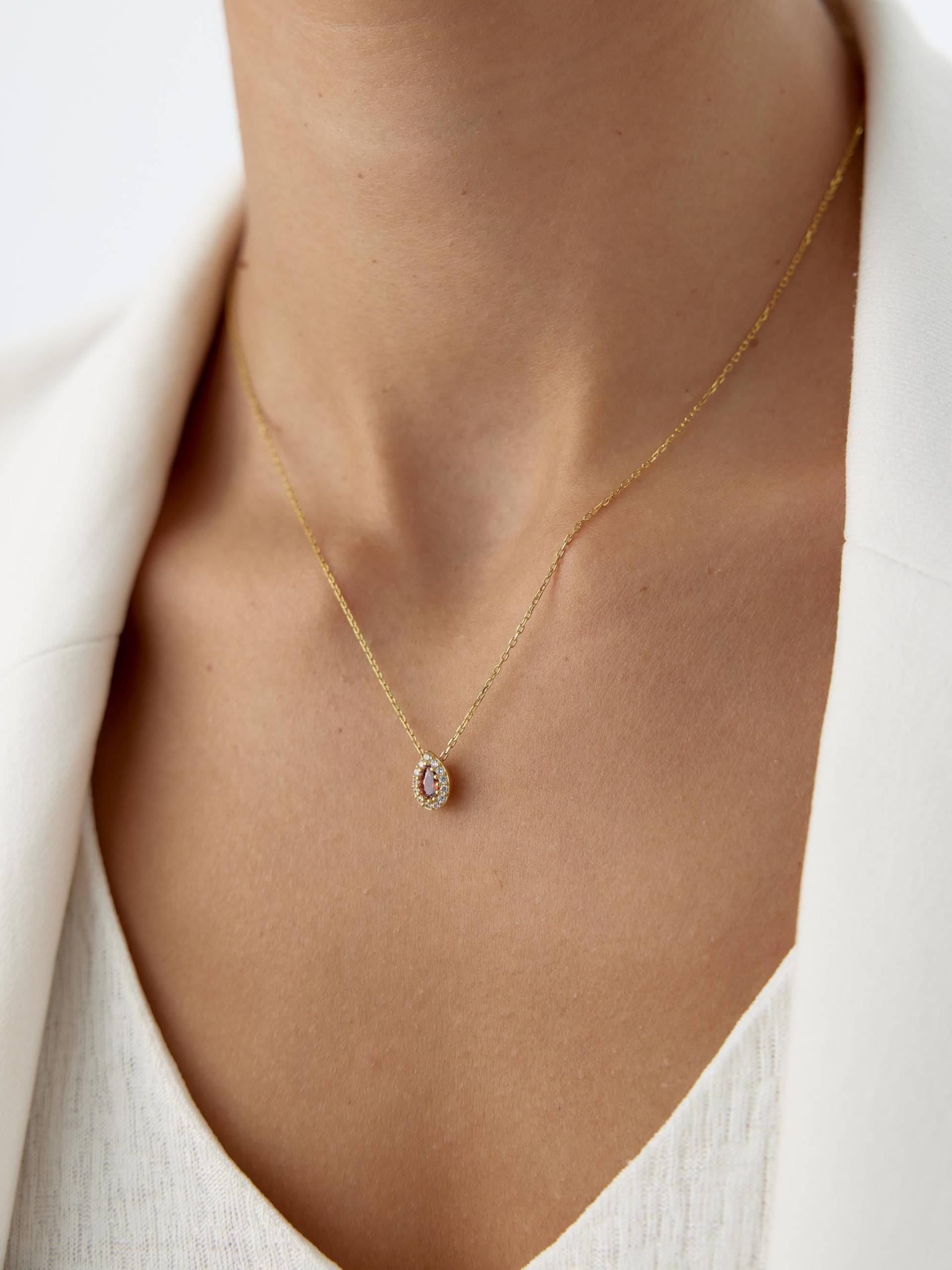 Personalized Birthstone Necklace, Dainty Minimalist Tiny Christmas Gift, Jewelry Mothers Day Gift von AisoAtelier