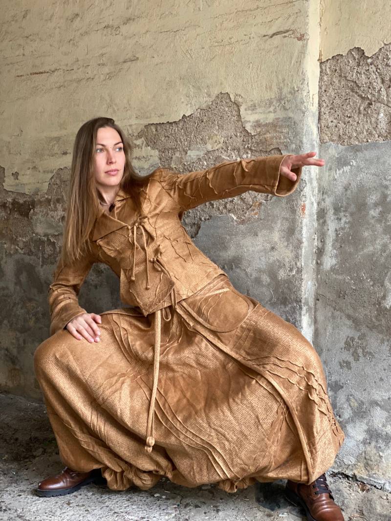 Aiste Anaite Jacke Mit Langen Ärmeln ~ Dress Your Soul Custumer Order Gold von AisteAnaite