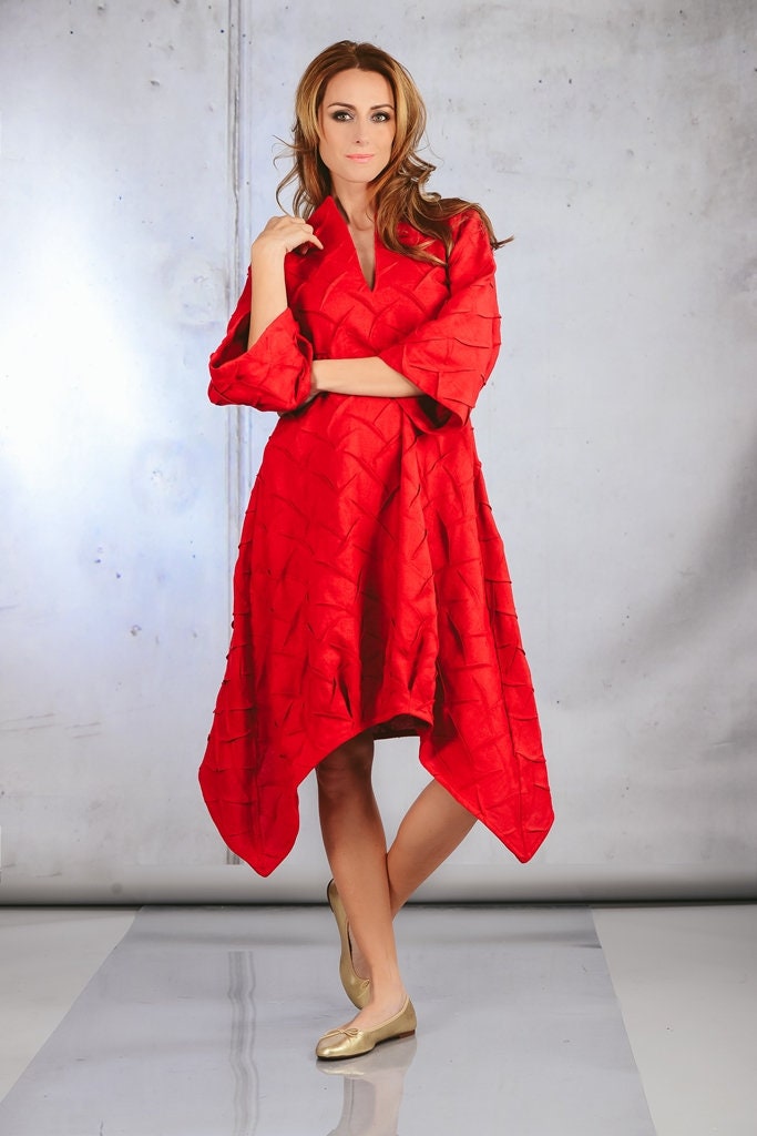 Aiste Anaite Leinenkleid ~ Elegantes Kleid Abendkleid Leinenbekleidung Rotes Cocktailkleid Custom Plus Sizen von AisteAnaite