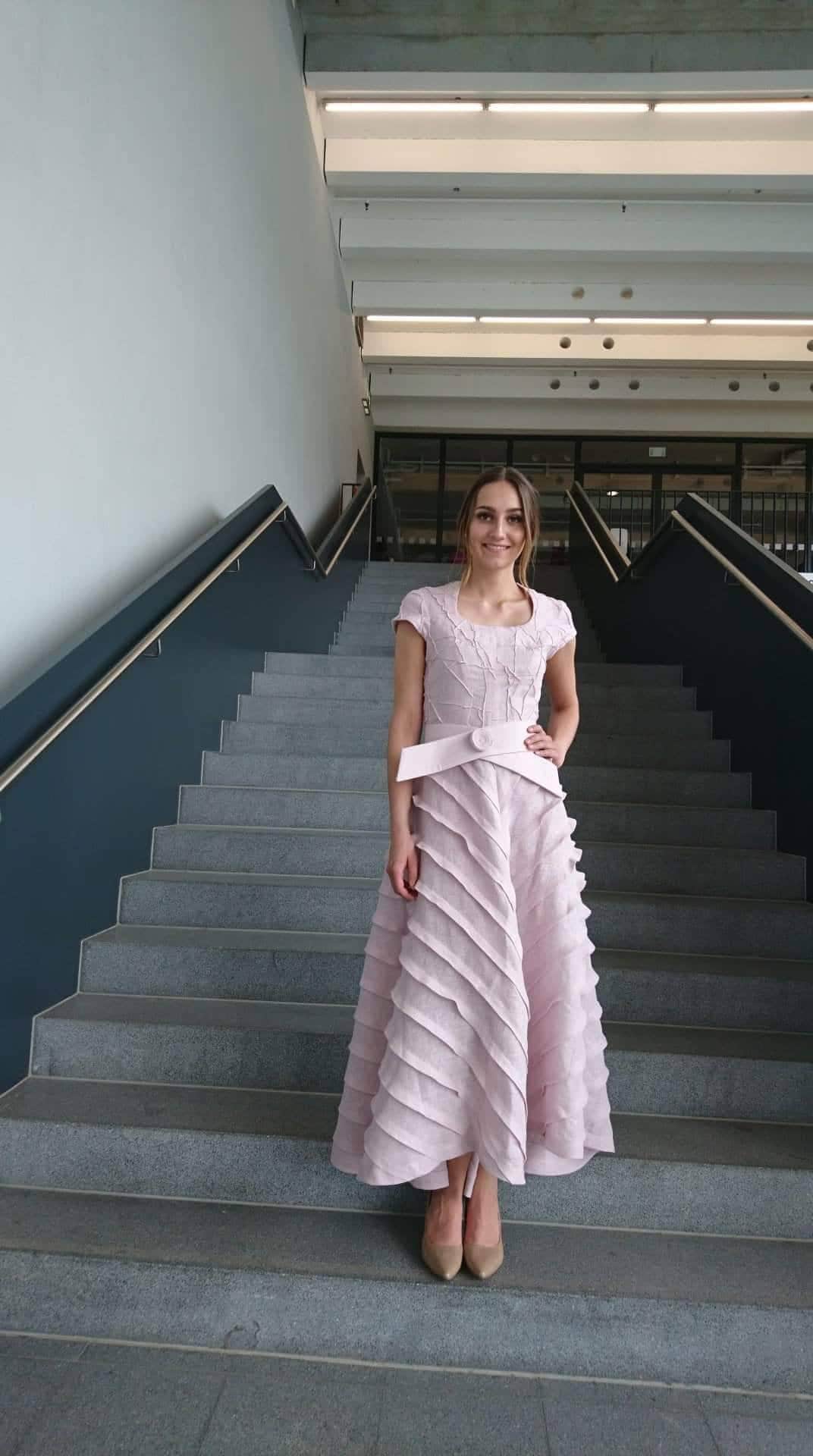 Haute Couture Skulpturen Auf Dem Stoff Handarbeit Frauen Kleid Mit Gürtel Von Aiste Anaite ~ Boho Leinen Kleidung - Fairy Kleider von AisteAnaite