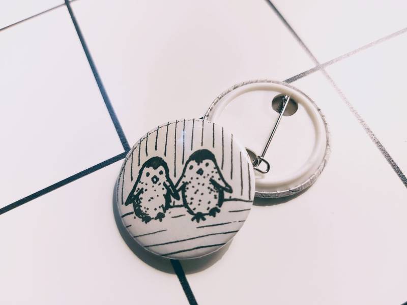 Pinguine - Anstecknadel von AiwsArt