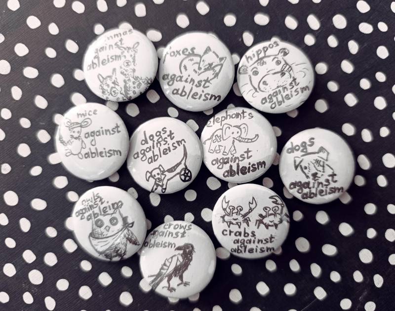 Tiere Gegen Ableismus - Pin Anstecker von AiwsArt