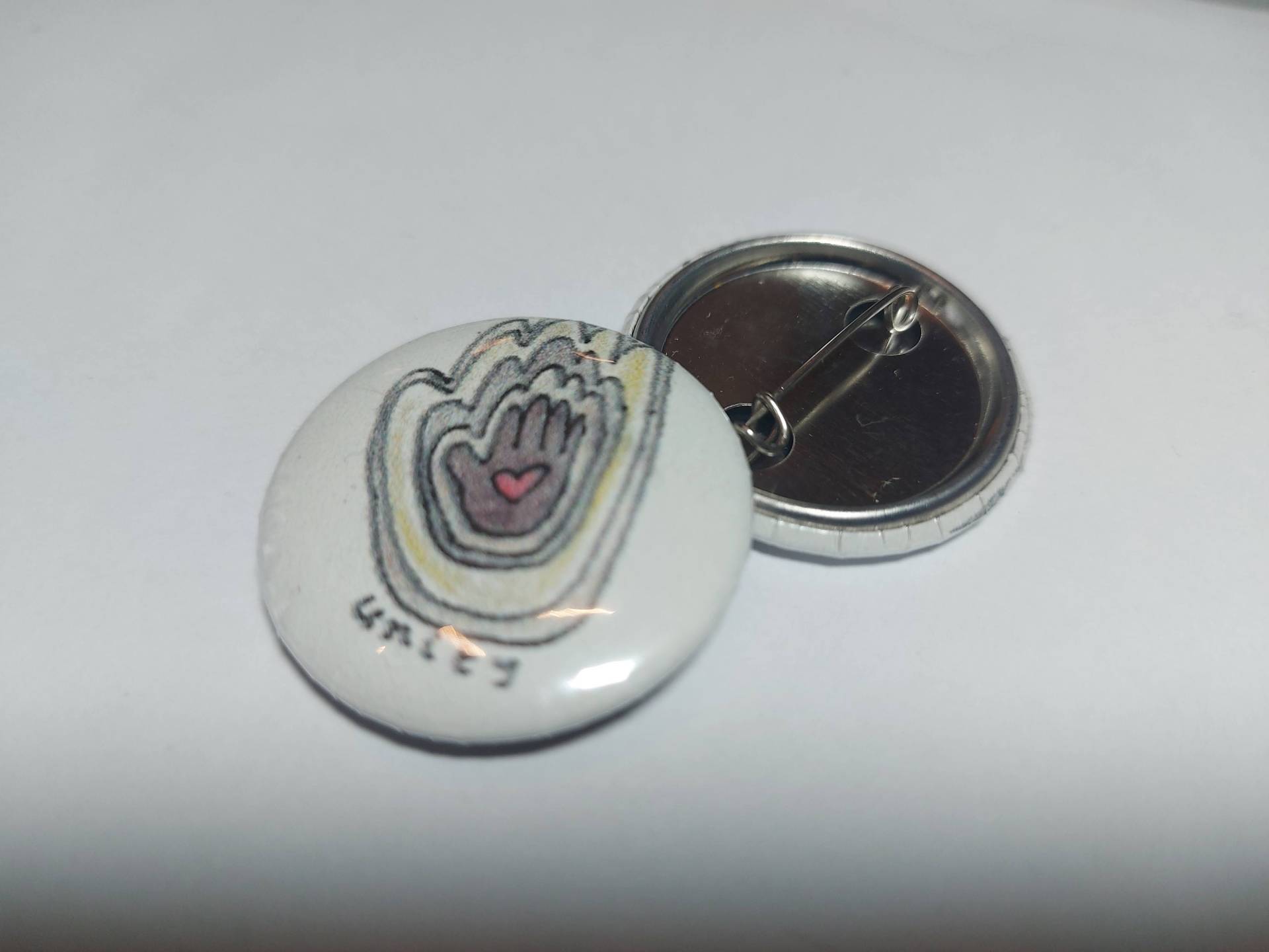 Unity - Anstecknadel Button von AiwsArt