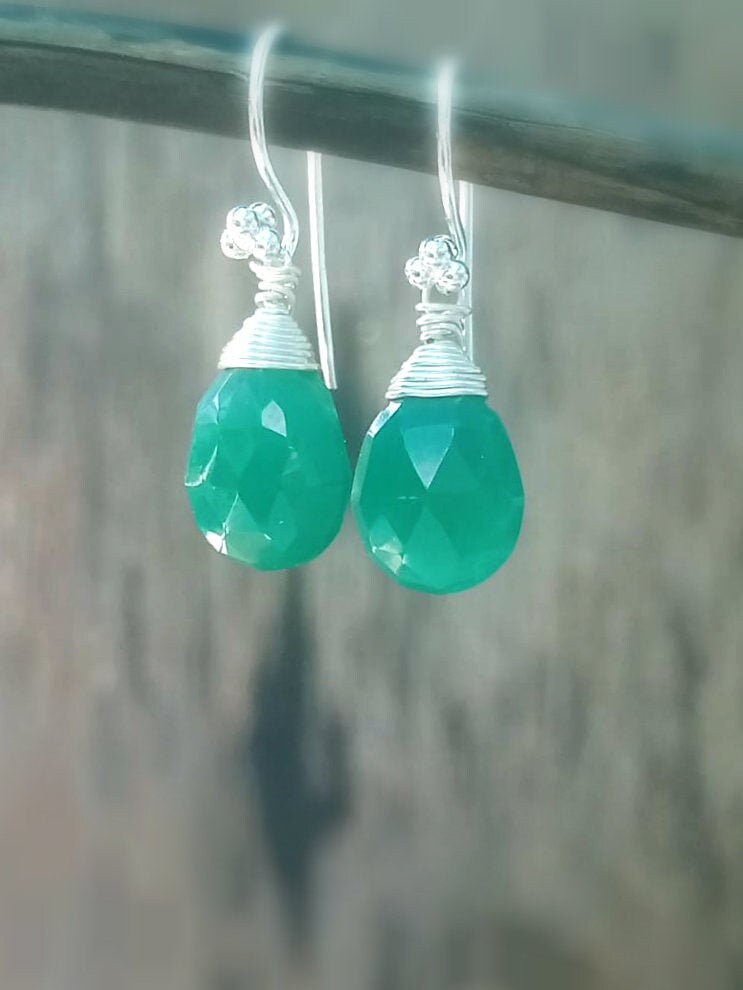 Grün Onyx Ohrringe, Silber Geschenke Für Sie von AjlaJewelz