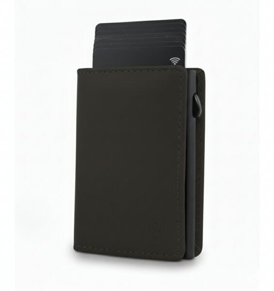 Akaroa Kartenetui Slim Wallet PELLE – Popup Cardholder mit Kartenauswurf von Akaroa