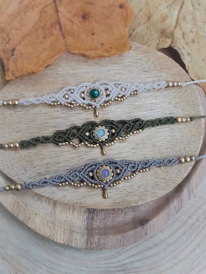 Edelsteinarmbänder ~ Mondstein Rosenquarz Jade Hochzeitsschmuck Chakra-Ausgleich von Akashaknots