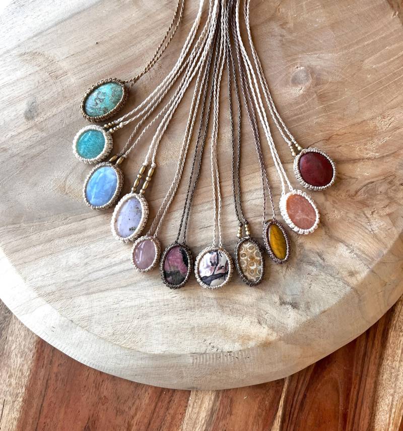 Talisman Anhänger ~ Edelstein Alternativer Schmuck Boho Geschenk Chakra Stein Geburtsstein von Akashaknots