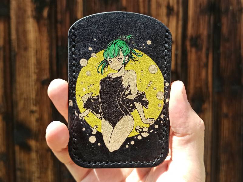 Kartenhalter Aus Leder Im Anime Stil. Handgefertigt. Aus Echtem von Akileathercraft