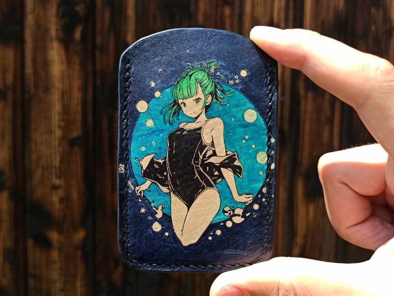 Kartenhalter Aus Leder Im Anime Stil. Handgefertigt. Aus Echtem von Akileathercraft