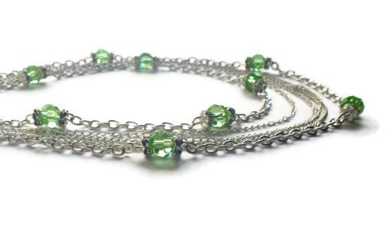Geschichteten Silber Halskette Peridot Grün Kristall Kurze Perlen Halskette-Frauen-Mode-Schmuck von AkitlaFlair
