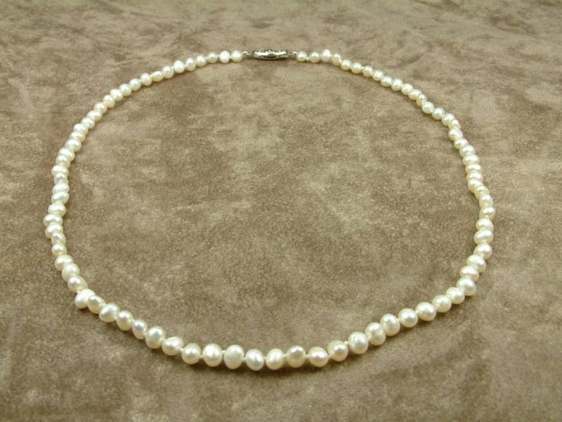 Weiße Perlenkette 4.5 - 5 Mm von AkoyaPearls
