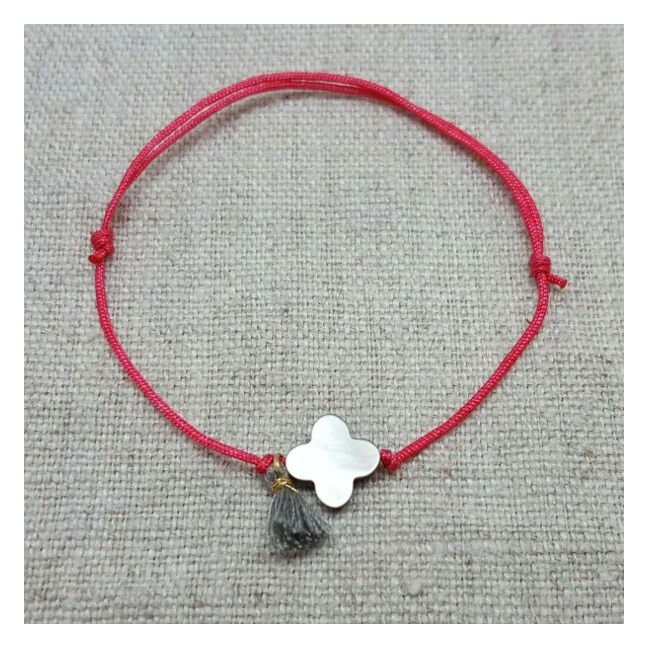 Armband Charm in Perlmutt Und Pompon Armband Charm in Perlmutt Und Pompon von AlabridesLezards