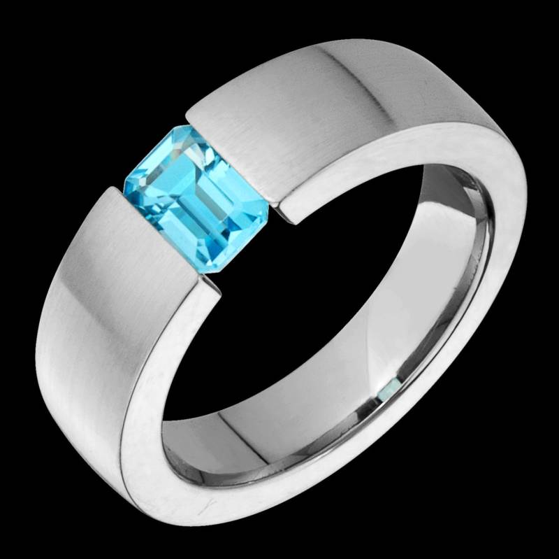 7mm Spannung Eingestellt, Titan & Blauer Topas Ring Nach Maß von AlainRaphaelJewelry