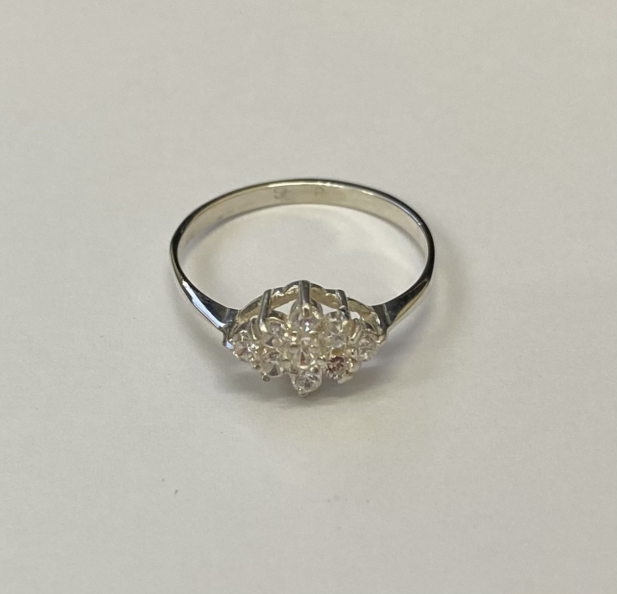 Silber Cubic Zirconia Cluster Ring - Multi Stein Große Auswahl Verfügbar Silber Cubic Zirconia Cluster Ring - Multi Stein Große Auswahl Verfügbar von AlanStevenJewellery
