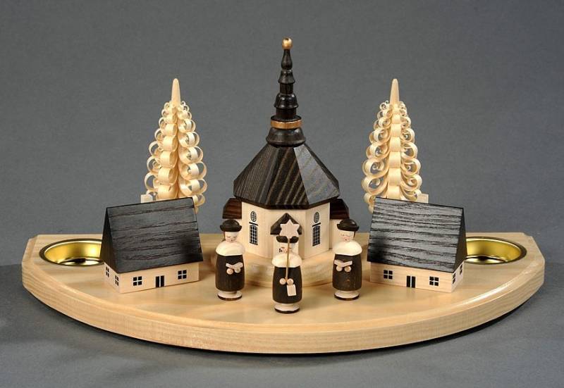 Albin Preissler Teelichthalter "Seiffener Dorf mit Kurrende, Handwerkskunst aus dem Erzgebirge" weihnachtlicher Kerzenhalter aus Eschenholz Albin Preissler Teelichthalter "Seiffener Dorf mit Kurrende, Handwerkskunst aus dem Erzgebirge" weihnachtlicher Kerzenhalter aus Eschenholz von Albin Preissler