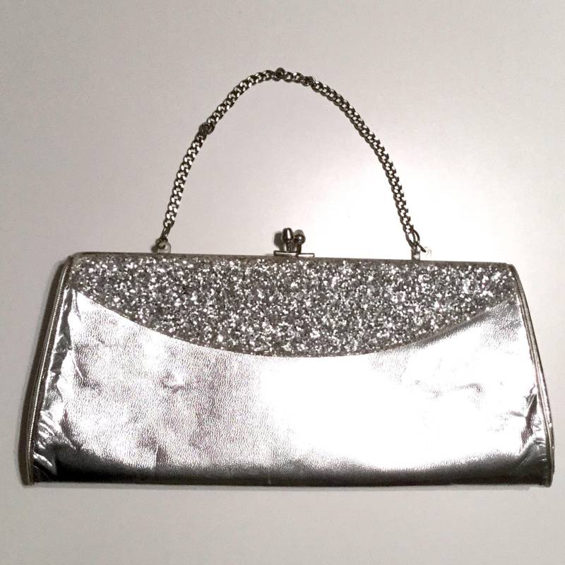 1960 Jahrgang Silberfolie Kupplung Mit Glitzer-Akzent von AlchemyVintageStudio