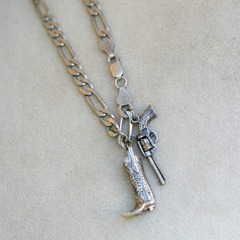 Boot Pistole Armband Fußkettchen Solid Sterling Silber Cowgirl Charm Detaillierte Baumelnde Cowboy Zubehör Geschenk Idee Unisex Schmuck von AleksJewelry