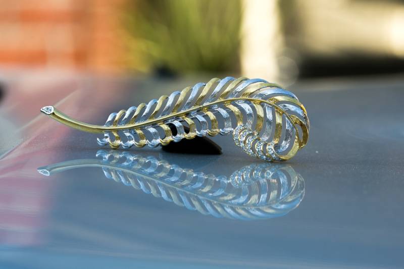 Scroll-Blatt Feder Gold Silber Brosche Crystal Strass Antik Schmuck Schal Pin Ooak-Geschenk Für Hochzeit Geburtstag Mom For Her von AleksJewelry