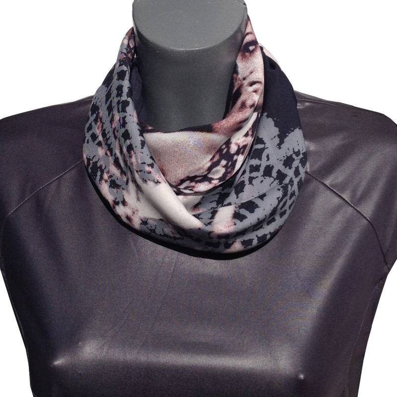 Tuch " Shopping" von AlenaRaufer