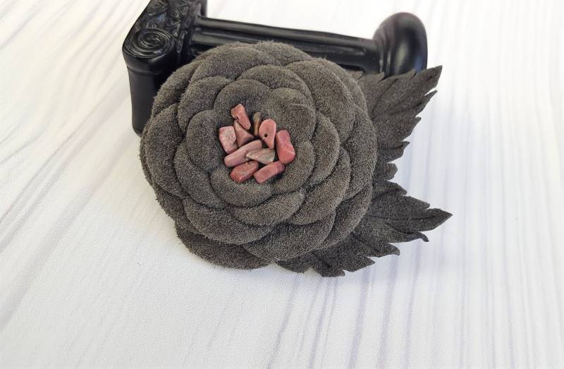 Leder Brosche von AlenchenShop