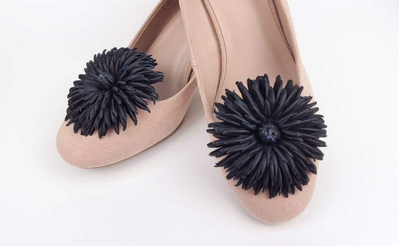 Leder Schuh-Clip, Blumen Schuh Clip von AlenchenShop