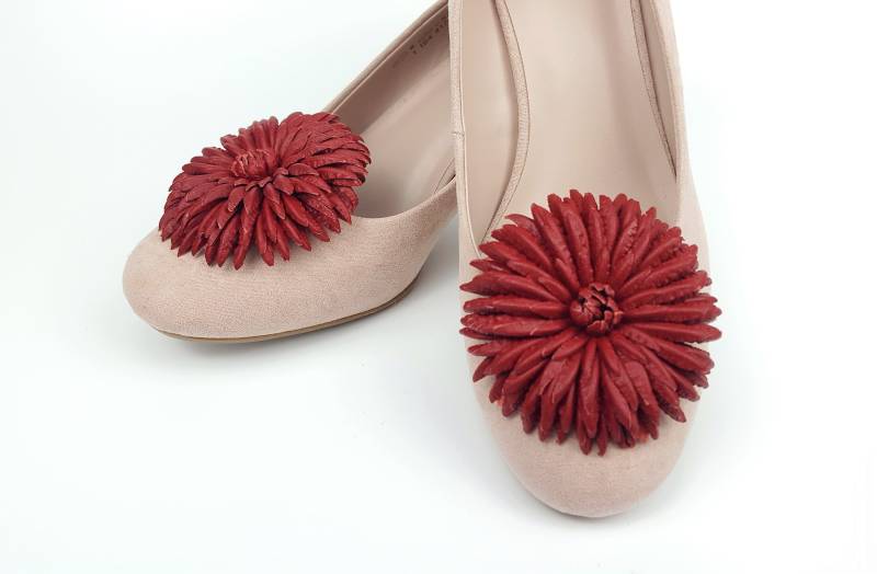 Leder Schuh-Clip, Blumen Schuh Clip von AlenchenShop