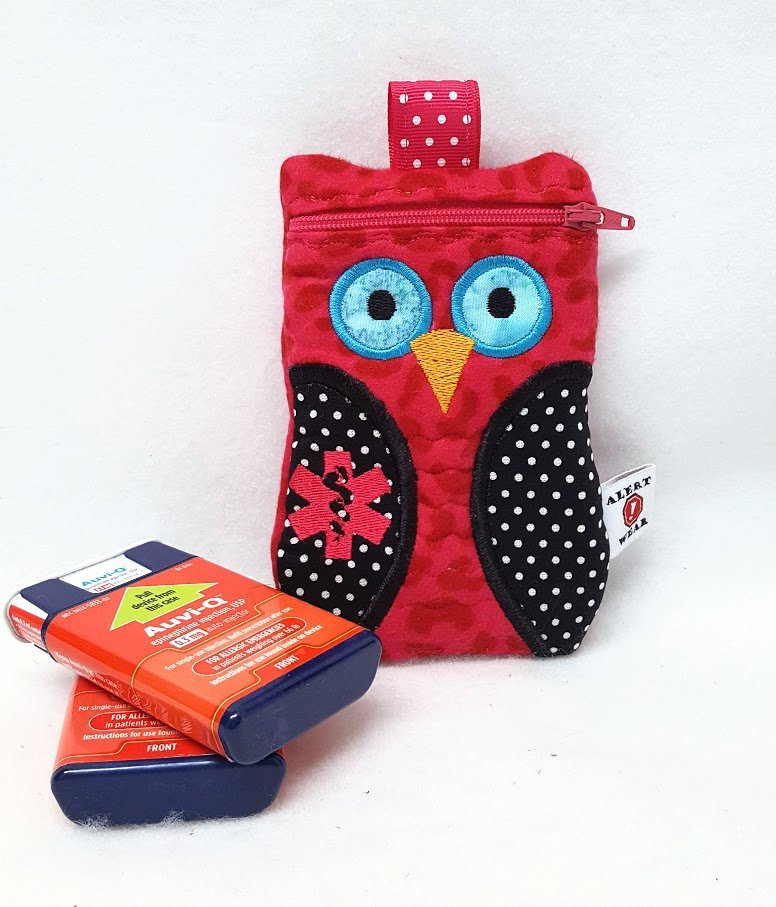 Mini-Eule/Auviq Medizin Etui Vonalert Wear von AlertWearCompany