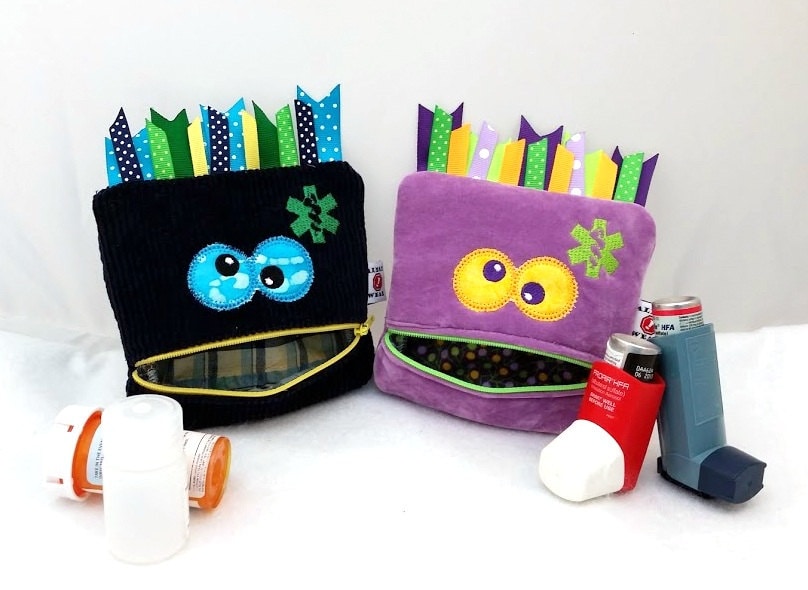 Monster Inhaler/Auviq Medizin Etui Vonalert Wear von AlertWearCompany