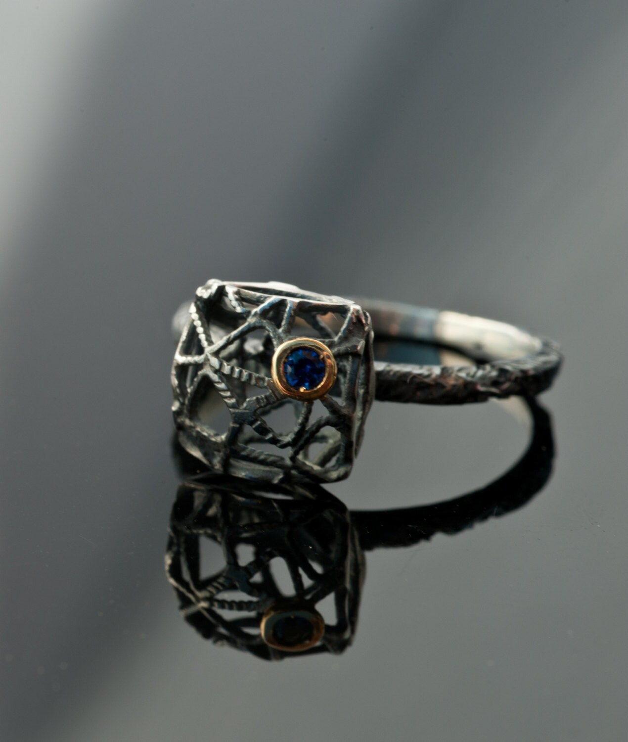 Viereckig Schwarz Sterling 925Er Silber Ring - Rubin Oder Saphir-Ring Kleine Filigran Viereckig Schwarz Sterling 925Er Silber Ring - Rubin Oder Saphir-Ring Kleine Filigran von AlexDeHaro