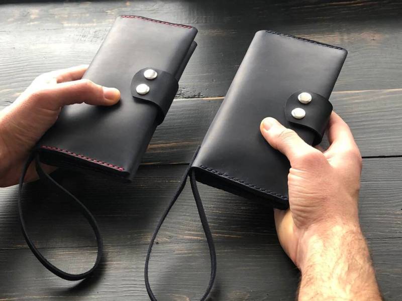 Personalisierte Geldbörse. Lederclutch Mit Riemen. Handgelenk-Clutch. Armband.iphone Wallet Case.leather Iphone Case Wallet. Personalisiertes von AlexDemyanov