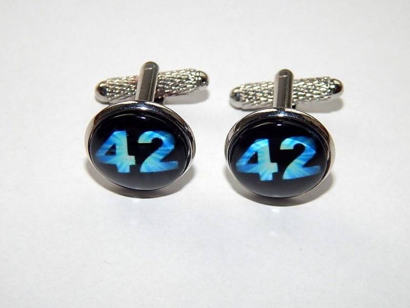 Antwort Auf Das Leben 42 Manschettenknöpfe Silber Ton Anleitung Zur Galaxy Schmuck Ultimative Frage von AlexaArtBoutique