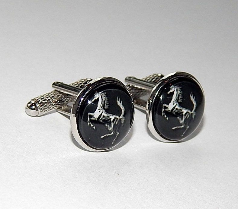 Ferrari Logo Manschettenknöpfe Silber Ton Auto Emblem Schmuck von AlexaArtBoutique