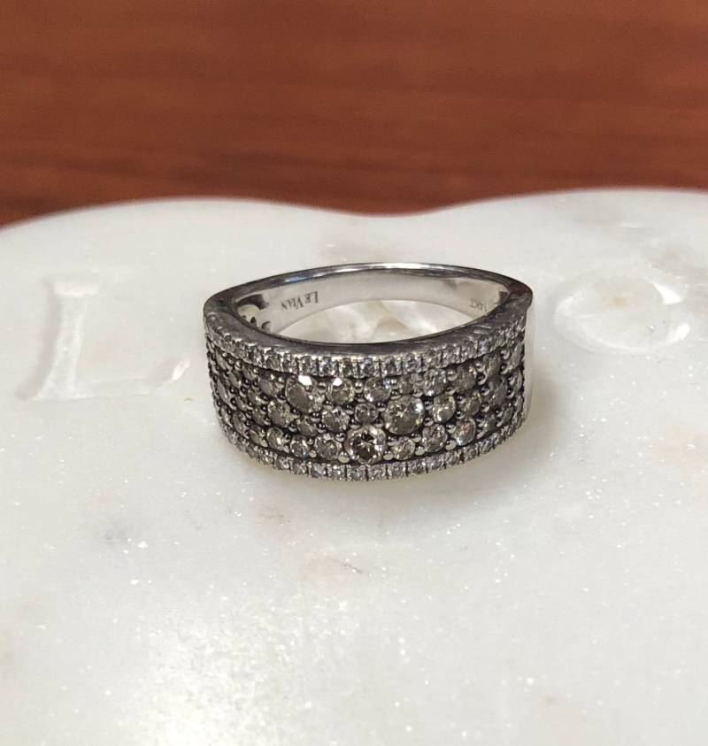 Immobilien Levian 14K-Diamant-Band | 7, 5 Immobilien Levian 14K-Diamant-Band | 7, 5 von AlexanderByDaniel