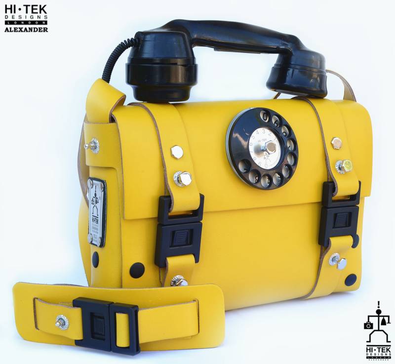 Gelbe Leder Telefon Handtasche Steampunk Industrielle Tasche von AlexanderHiTek