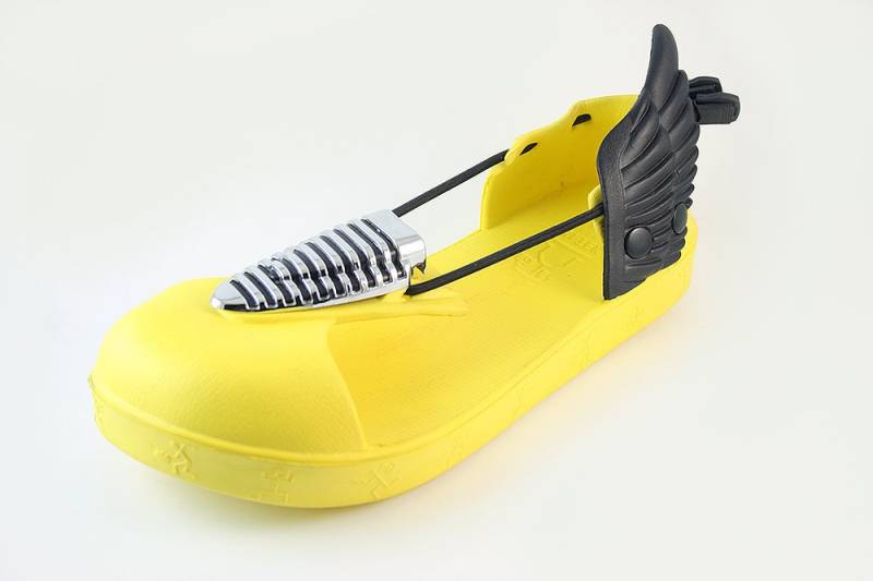 Hallo Strand Tek Alexander Goth Einzigartige Ungewöhnliche Futurisitc Handgemachte Winkel Flügel Männer Sandale von AlexanderHiTek