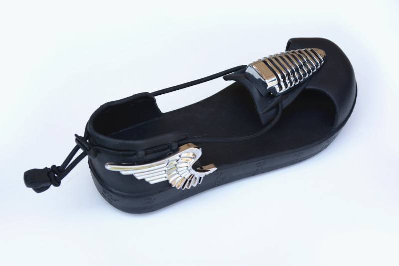 Hallo Tek Alexander Goth Einzigartige Silber Flügel Ungewöhnliche Futurisitc Handgefertigte Herren Strand Sandale von AlexanderHiTek