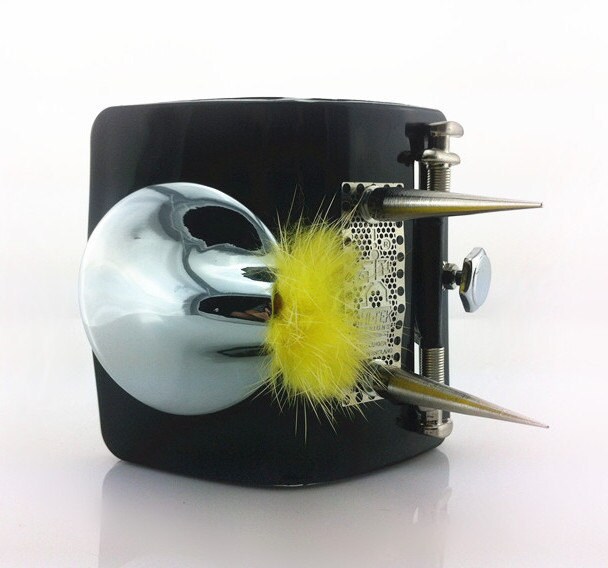 Hallo Tek Alexander Handgemachte Steampunk Schmuck Stachelige Manschette Armband von AlexanderHiTek