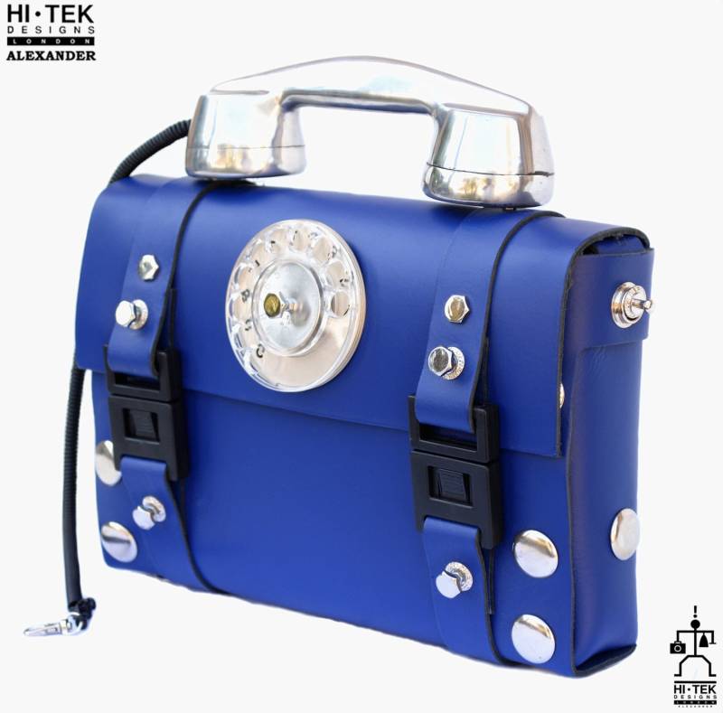 steampunk Leder Telefon Handtasche Industrielle Goth Umhängetasche von AlexanderHiTek