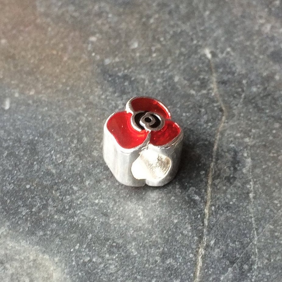 Mohn Rote Blume Armband Charm Bead von AlexanderThurlow