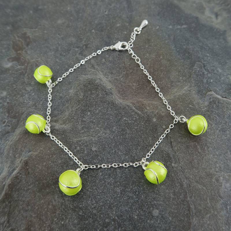 Tennisball Armband von AlexanderThurlow