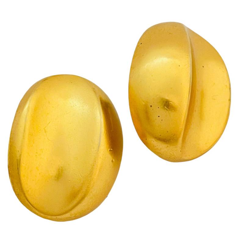 Vintage Anne Klein Matt Gold Modernist Designer Landebahn Pierced Ohrringe von AlexandersBoutiqueUS
