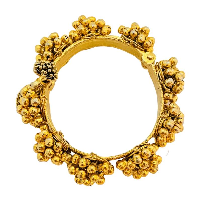 Vintage Gold Etruscan Designer Landebahn Armreif von AlexandersBoutiqueUS
