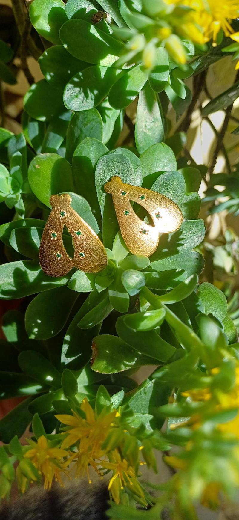 Vergoldete Sterling Silber Fliegen Ohrringe Grüner Zirkon Insekt Schmuck von AlexiaJewelryShop