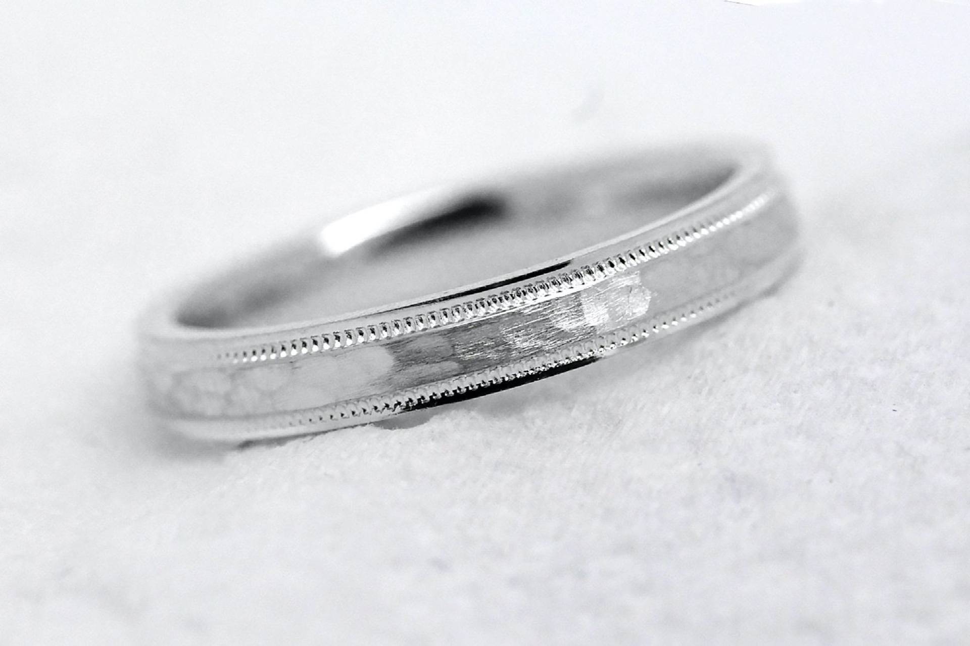 3 Mm 925 Silber Gehämmerter Ehering Für Frau/Mann, Sterling Silber, Stapelring, Gehämmertes Band, Passender Ring von AlexisTreasury