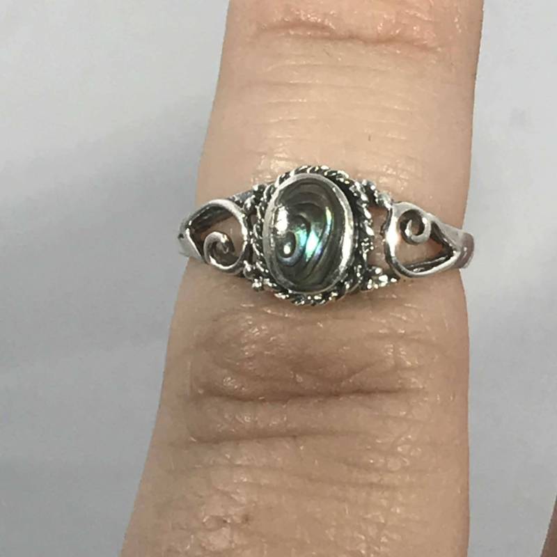 Abalone Antik Oval Ring Vintage-Edelstein-Design-Muster-stacking Abalone Antik Oval Ring Vintage-Edelstein-Design-Muster-stacking von AliCatJewels