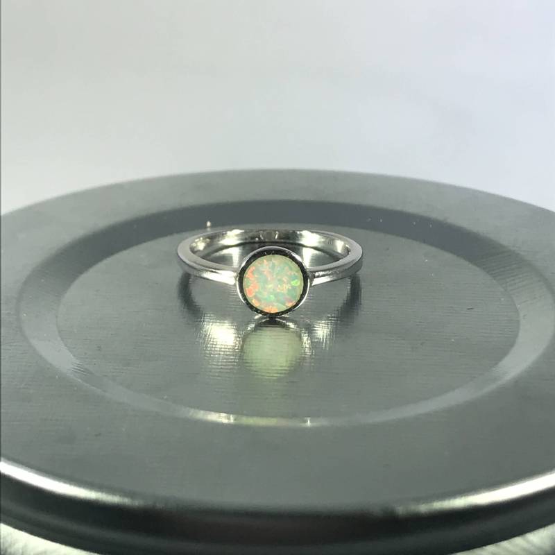 Weißer Opal Ring Edelstein Geburtsstein Stil Stapelbar Weißer Opal Ring Edelstein Geburtsstein Stil Stapelbar von AliCatJewels