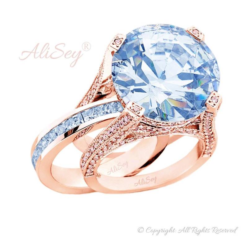 Ausgefallenes Ring Set Mit Mittelstein Aus Topas in Micro Pavé Fassung Von Alisey, Style # Asr07Rpbt von AliSeyDesigns