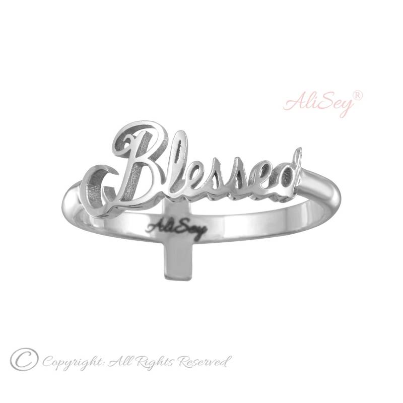 Blessed & Cross Wendering, Einzigartiges Design Aus Der Alisey "Blessed" Kollektion. Style-# Asr09Wg von AliSeyDesigns