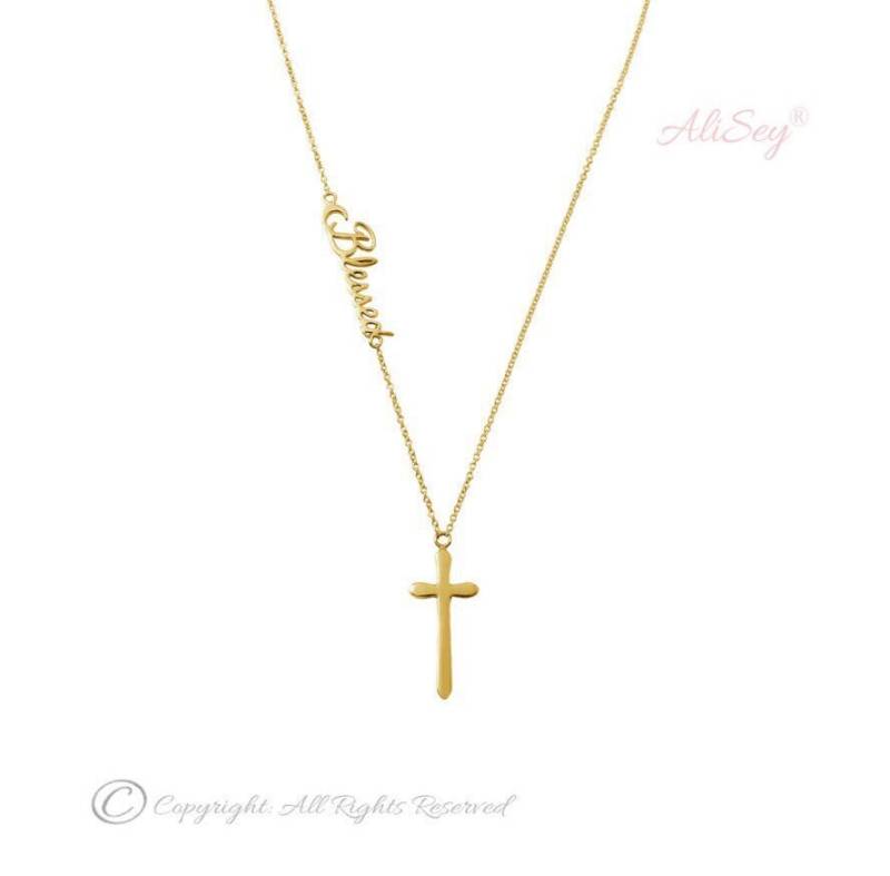 "Kreuz Anhänger Mit "Sideway Blessed" Anhänger, Aus Der "Blessed" Kollektion Von Alisey." Modell-Nr. Asp01Yg von AliSeyDesigns